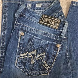 Size 32 Miss Me Jeans Boot cut medium wash denim.